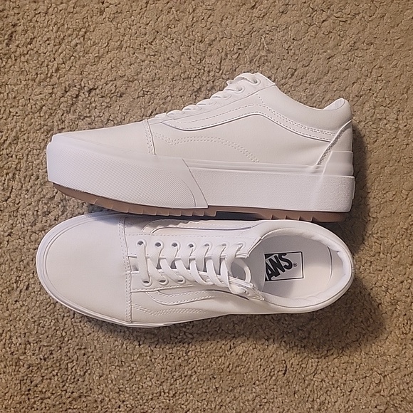 White Vans Old Skool Platform - Picture 2 of 5